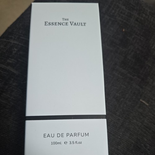 The essence vault - essence, 100ml