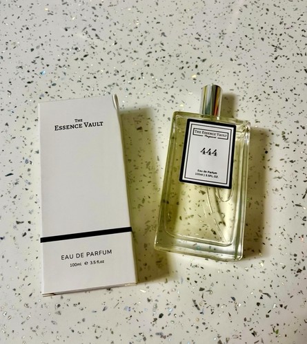 The essence vault - essence, perfume